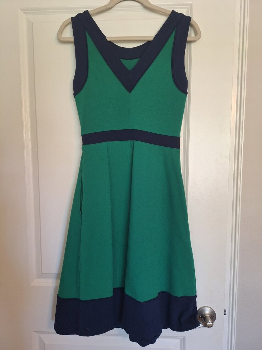 Beautiful lands end thick jersey dress